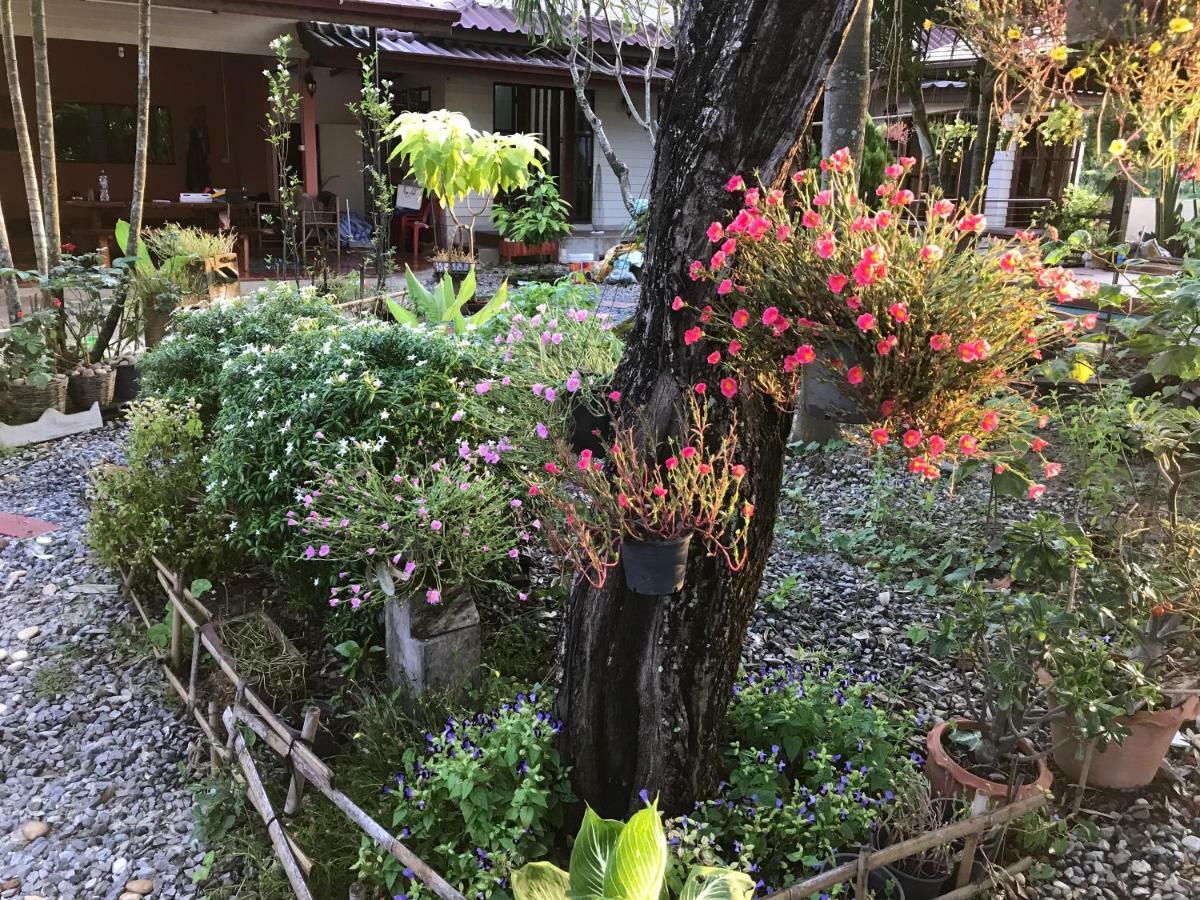 Grandma'S House Apartment Nakhon Nayok Exterior foto